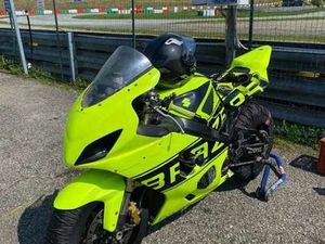 SUZUKI GSX-R 600 PRONTO PISTA GIALLO