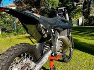 KTM 125 SX CON TRIPLA IMMATRICOLAZIONE