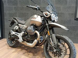 MOTO GUZZI V85 STRADA