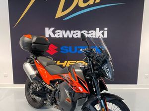 890 ADVENTURE OU 890 ADVENTURE