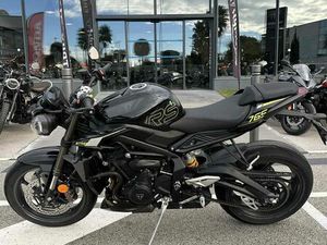 TRIUMPH STREET TRIPLE RS