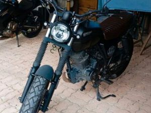 MOTO BRIXTON CROMWELL 125