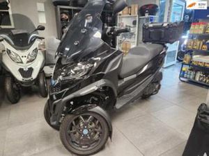PIAGGIO MP3 400 HPE RST 2025 1800KM — MOTOREN | PIAGGIO — MARKTPLAATS