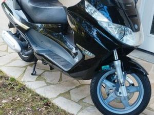 SCOOTER PIAGGIO X8 125CM3