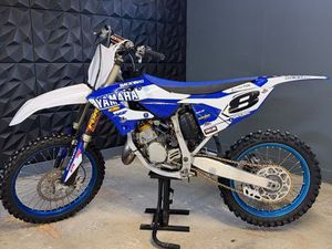 125 YZ