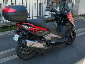 SCOOTER ITALIEN ESSAI AEON ELITE 400I AUCUN