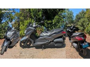 YAMAHA XMAX 125