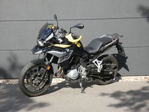 BMW F 750 GS 40 J. SONDERMODELL TIEFERGELEGT