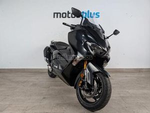 YAMAHA - TMAX