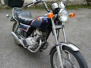 MOTO HONDA CM 125 CUSTOM