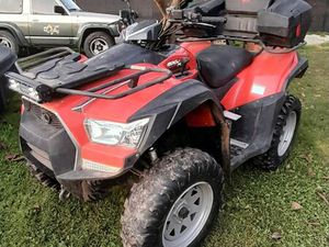 QUAD KYMCO 700