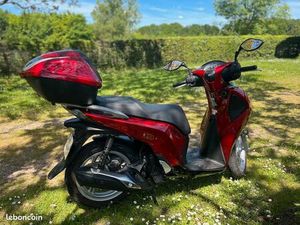 SCOOTER 125 HONDA