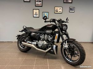 HYOSUNG GV 125 BOBBER GARANTIE CONSTRUCTEUR 06/2027