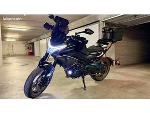 ?️ CFMOTO 800NK SPORT 2024 - SHIFTER + PNEUS NEUFS METZELER ?️