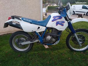 SUZUKI DR 650