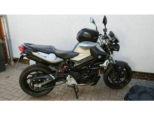 BMW F800R + ZUBEHÖR