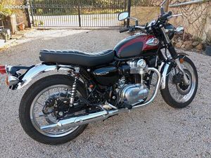 KAWASAKI W800 NEUVE