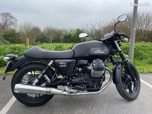 MOTO GUZZI V7 II STONE ABS