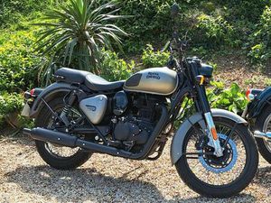 ROYAL ENFIELD 350 REBORN CLASSIC