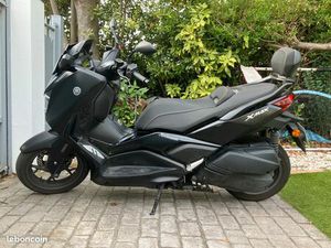 X-MAX (TECHMAX) 300 FULL OPTIONS 2024