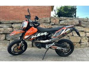 KTM - 690 SMC SUPERMOTARD