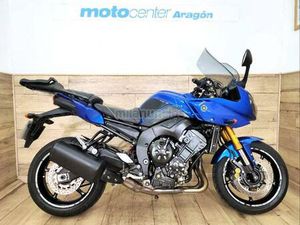 YAMAHA - FZ8 S