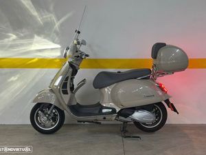 VESPA GTS SUPER GTS 300 SUPER SPORT