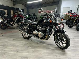 BONNEVILLE 900 I T 100