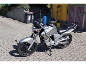 YAMAHA YBR 250