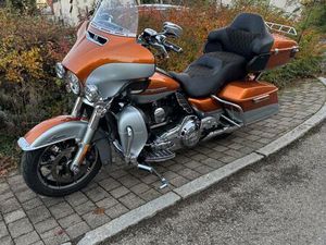 HARLEY-DAVIDSON E GLIDE ULTRA LIMITED FLHTK