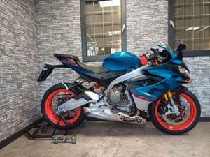 APRILIA RS 660 BJ 2025 1900 KM RS660 BLUE MARLIN — MOTOREN | APRILIA — MARKTPLAATS