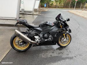 HONDA CBR 1000 RR-R