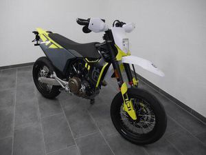 HUSQVARNA 701 SUPERMOTO // 1.HAND // 2024 // EXTRAS