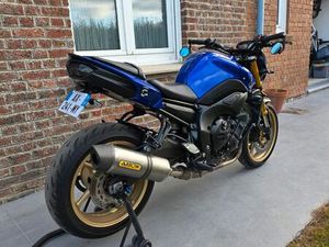 YAMAHA FZ8