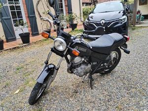 YAMAHA SR 125