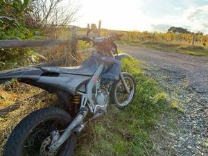 COMBIEN ON PROPOSE POUR MA MOTO