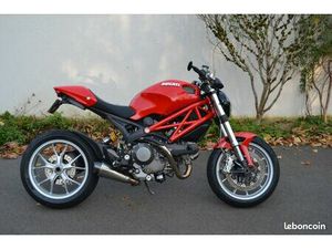 DUCATI MONSTER 1100