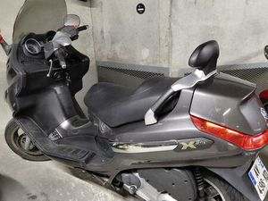 SCOOTER PIAGGIO XEVO 125