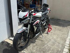 STREET TRIPLE 660S A2
