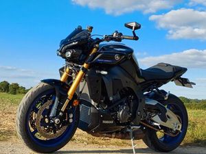 YAMAHA MT10 2024