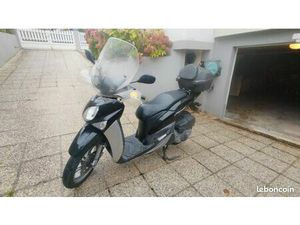 SCOOTER 125 YAMAHA X - ENTER