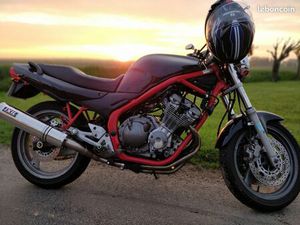 YAMAHA XJN 600 DIVERSION 2000 – ROULANTE + NOMBREUSES PIÈCES – IDÉAL BRICOLEUR / PROJET CAFÉ RACER – À PARTIR DE 1100 (BUCQUOY 62)