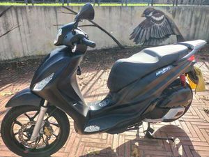 VENDO PIAGGIO MEDLEY 150 S ABS (2021 - 25) USATA A AIELLO DEL FRIULI (CODICE 9875269) - MOTO.IT