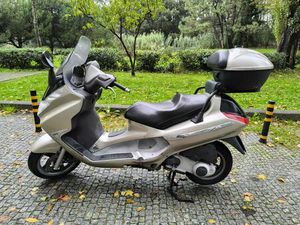 SCOOTER PIAGGIO X8 200 DE 2004 INCLUI TOP CASE PIAGGIO RAMALDE