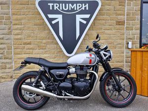 TRIUMPH STREET TWIN 900 KIROSI RED ABS 900 CC