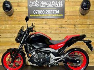 HONDA NC 750 SA (MANUAL) / 2018 (67) MODEL / COVERED ONLY 6.5K MILES