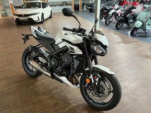 TRIUMPH STREET TRIPLE 765 R MIT GARANTIE UND ZUBEHÖR