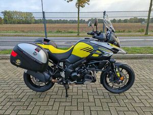 SUZUKI V-STROM 1000