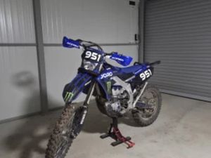 YAMAHA WR