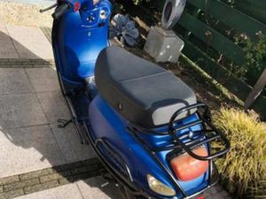 BROMMER/SCOOTER 45KM BTC RIVA 50CC — SCOOTERS | SYM — MARKTPLAATS